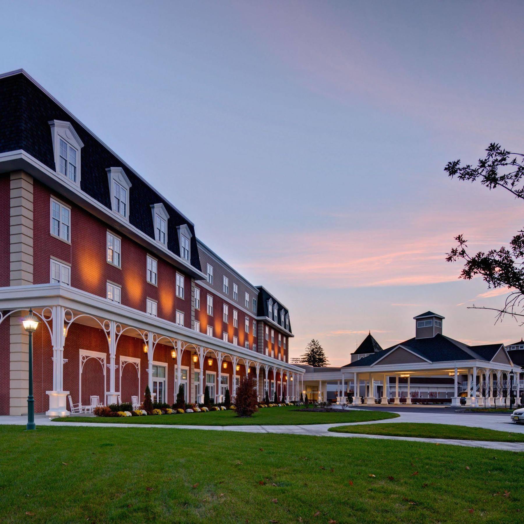 Saratoga Casino Hotel Saratoga Springs Esterno foto